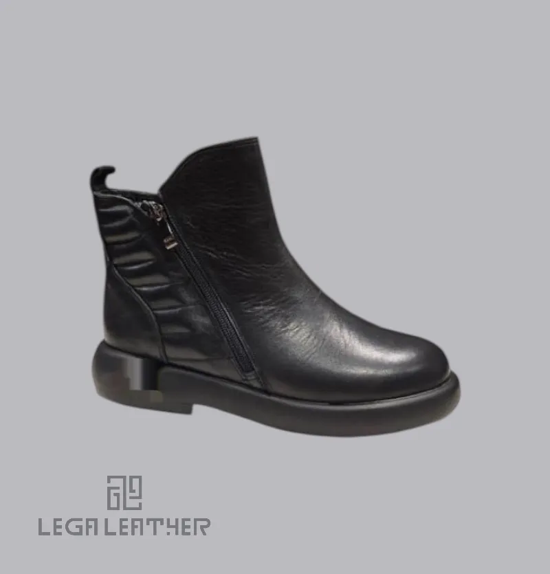 نیم بوت بغل پلیسه طرح Prada